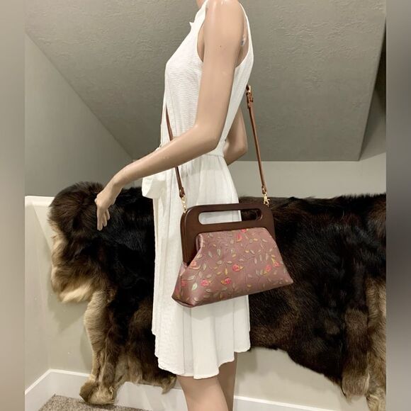 Handmade Genuine Embossed Leather Large Wooden Frame Handbag - Picture 5 of 16